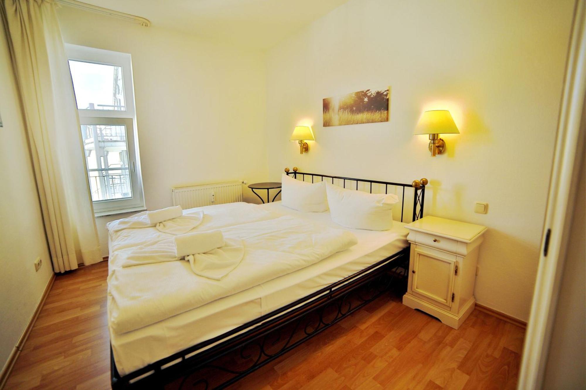 Ferienwohnung Binzer Strandgut Im Haus Jahreszeiten Binz Exterior photo