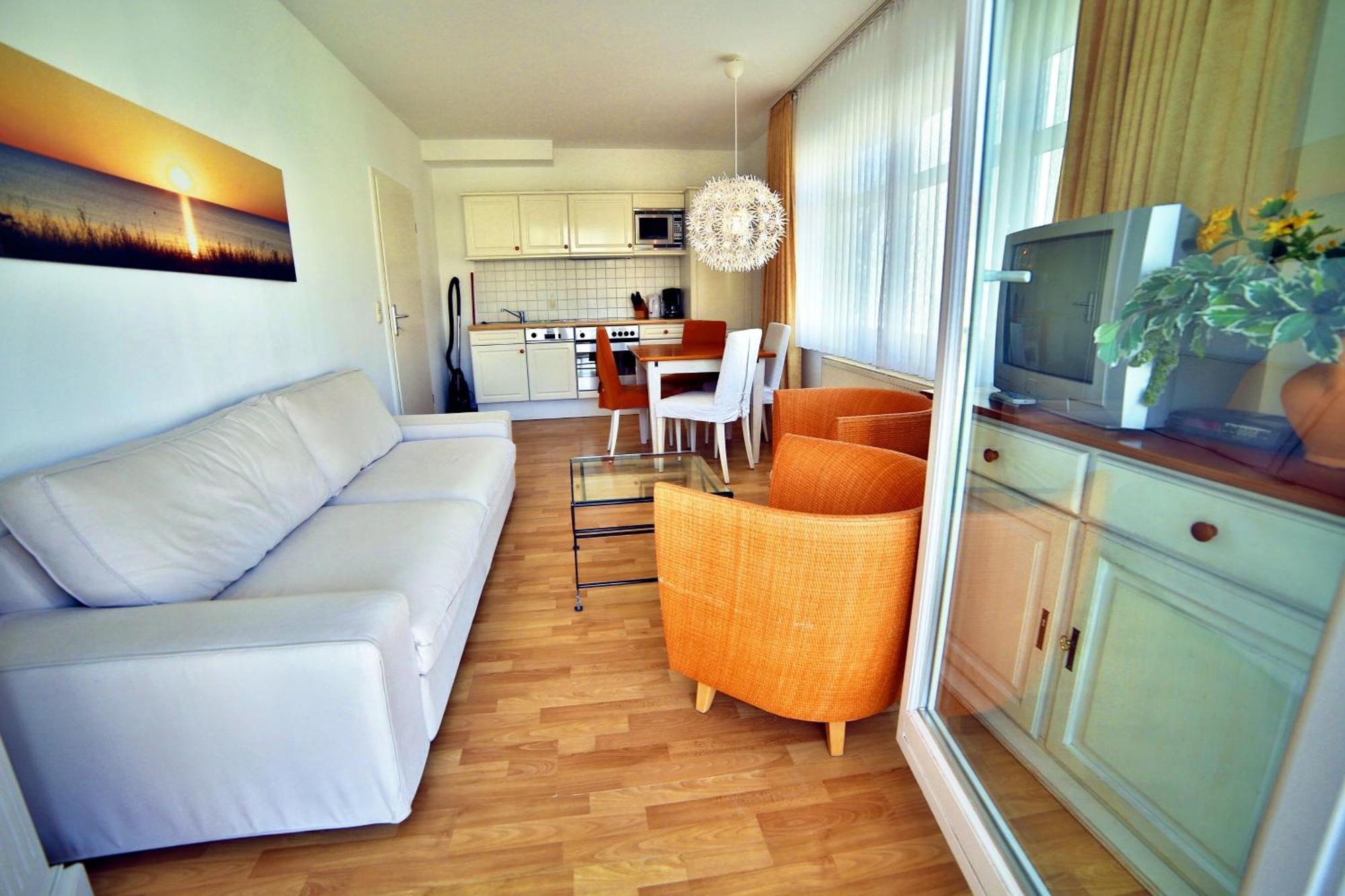Ferienwohnung Binzer Strandgut Im Haus Jahreszeiten Binz Exterior photo